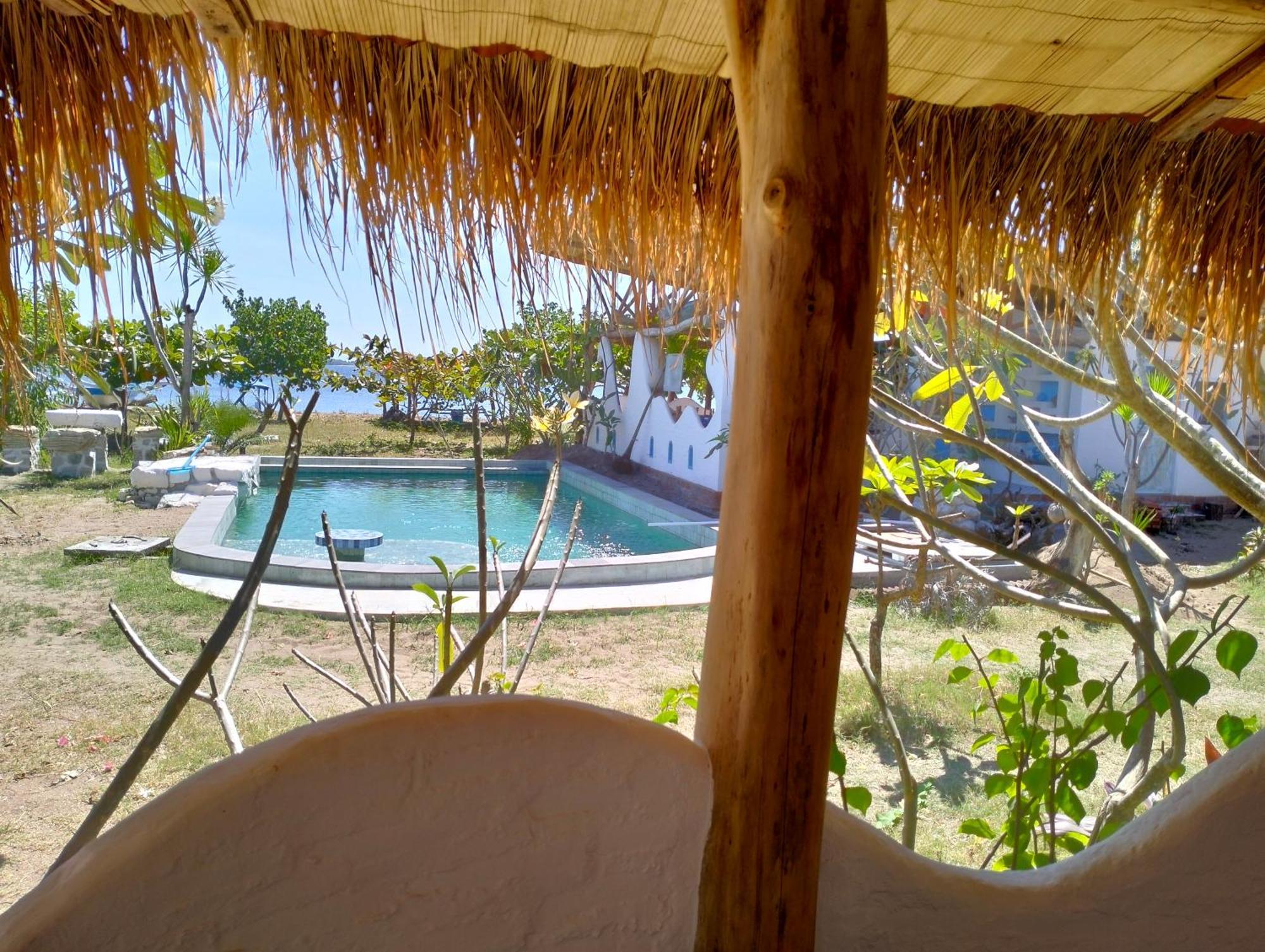 Shaya Cottage Sekotong Exterior photo
